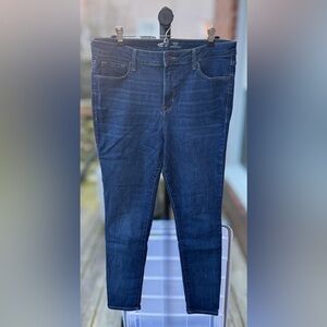 Old Navy Rockstar Super Skinny High Rise Jeans